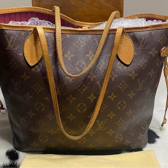 Louis Vuitton Neverfull MM - Picture 1 of 15